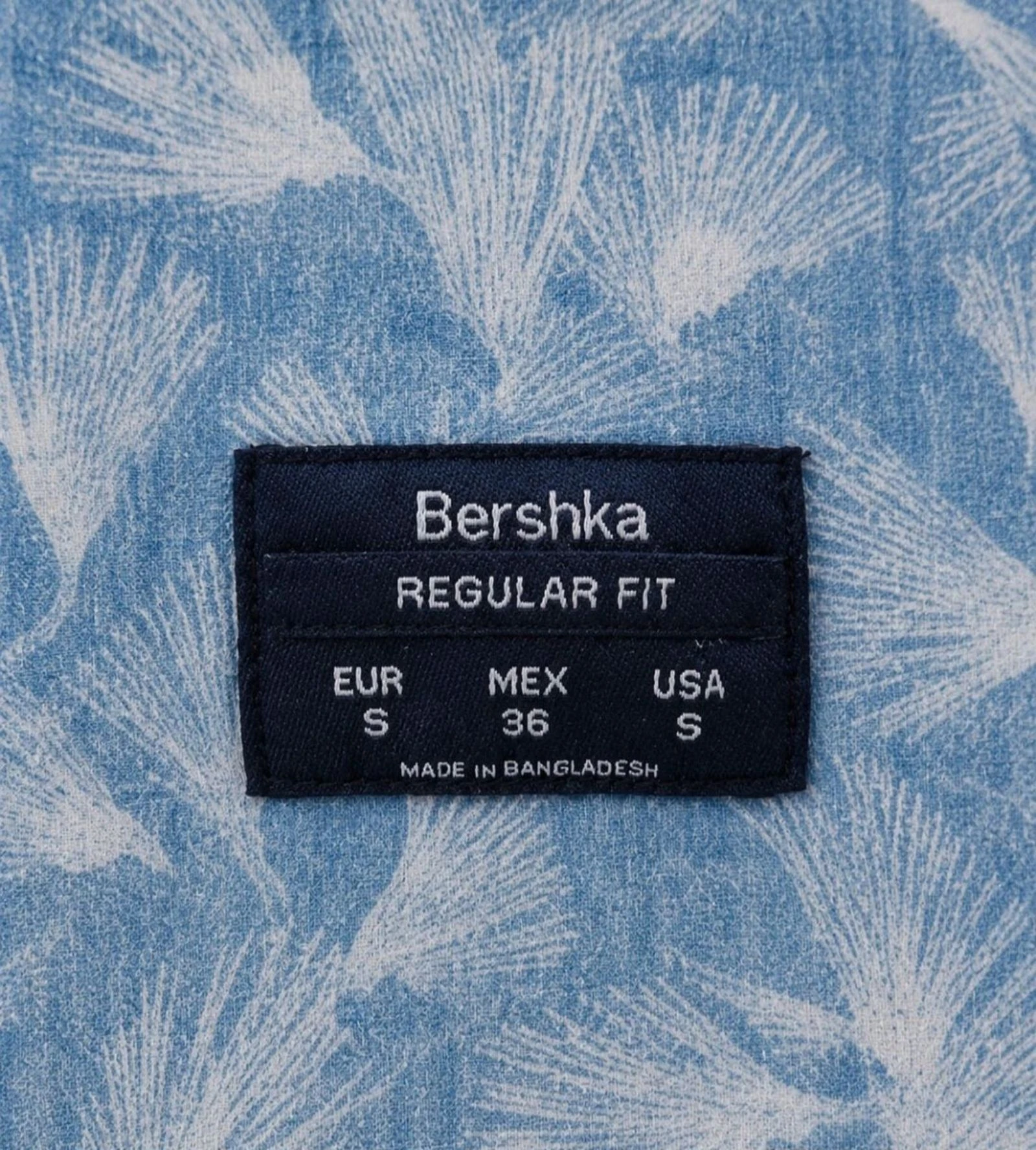 Camisa viral vaquera de manga corta Bershka con talla S – photo 7